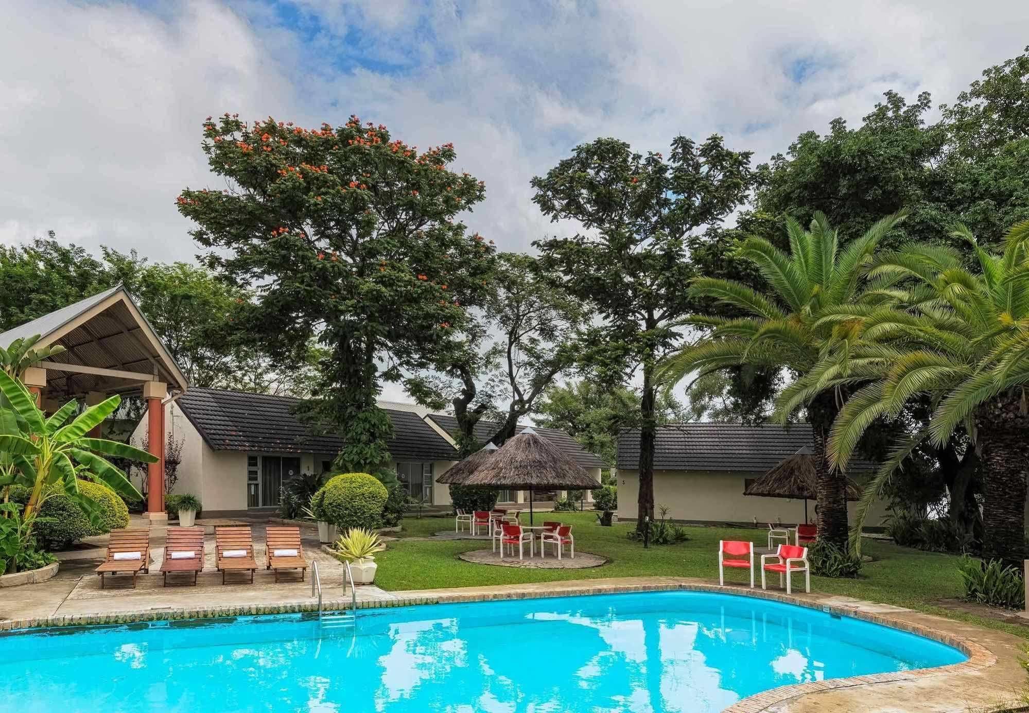Protea Hotel By Marriott Zambezi River Lodge Katima Mulilo Dış mekan fotoğraf